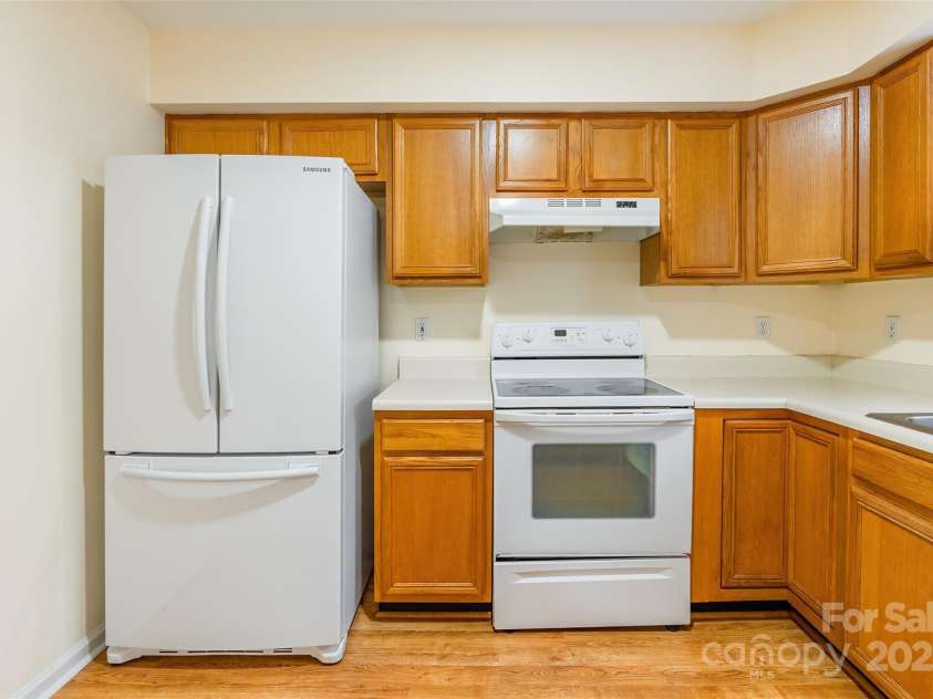 1461 Flintwood Drive, Rock Hill, SC 29732.  MLS# CAR4222230, YatesRealty ID 3406. 