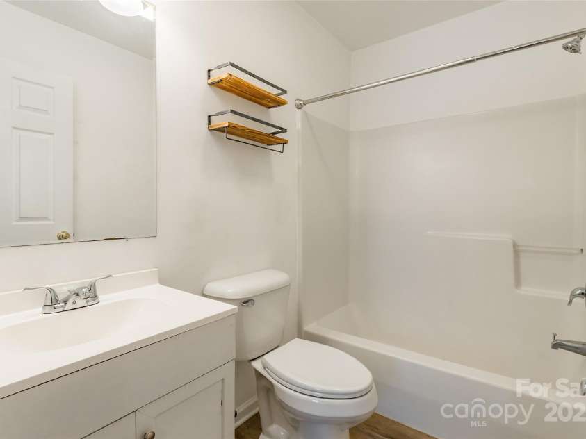 1461 Flintwood Drive, Rock Hill, SC 29732.  MLS# CAR4222230, YatesRealty ID 3406. 