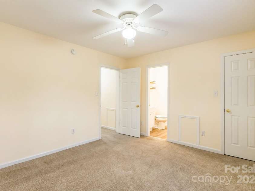 1461 Flintwood Drive, Rock Hill, SC 29732.  MLS# CAR4222230, YatesRealty ID 3406. 