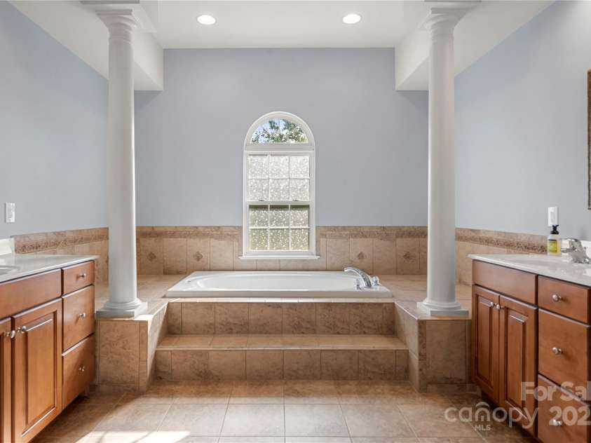 12135 Jumper Drive, Mint Hill, NC 28227.  MLS# CAR4203632, YatesRealty ID 34062. 