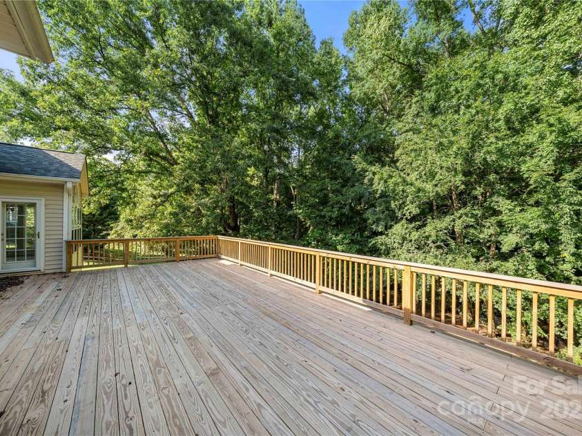 12135 Jumper Drive, Mint Hill, NC 28227.  MLS# CAR4203632, YatesRealty ID 34062. 