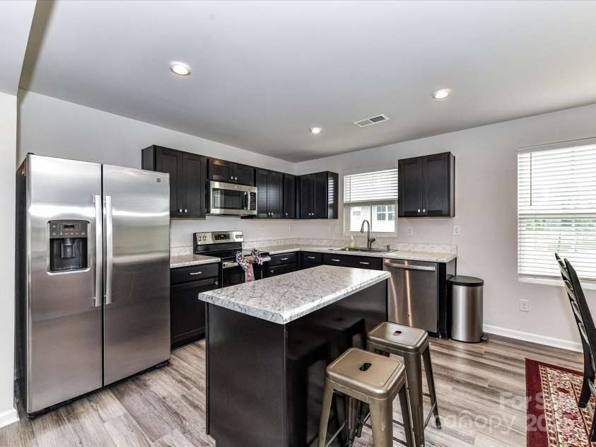 3008 Killick Terrace, Charlotte, NC 28269.  MLS# CAR4293773, YatesRealty ID 34063. 
