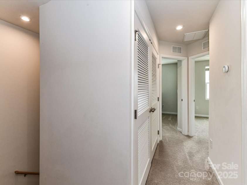 3008 Killick Terrace, Charlotte, NC 28269.  MLS# CAR4293773, YatesRealty ID 34063. 