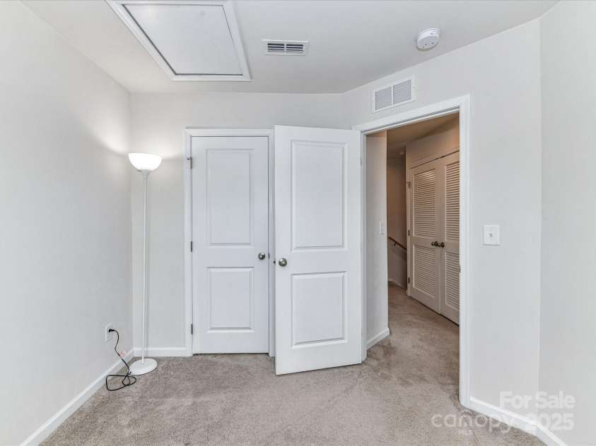 3008 Killick Terrace, Charlotte, NC 28269.  MLS# CAR4293773, YatesRealty ID 34063. 