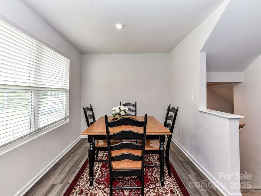 3008 Killick Terrace, Charlotte, NC 28269.  MLS# CAR4293773, YatesRealty ID 34063. Dining Area