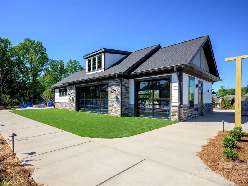 1102 Pastoral Place, Waxhaw, NC 28173.  MLS# CAR4295027, YatesRealty ID 34064. 