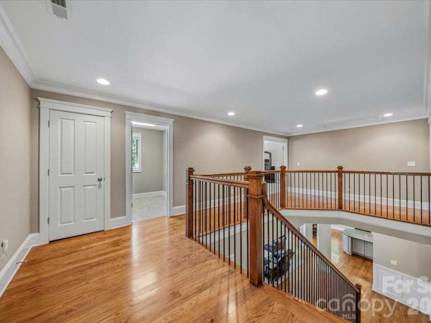 836 Elizabeth Lane, Matthews, NC 28105.  MLS# CAR4395250, YatesRealty ID 34064. 