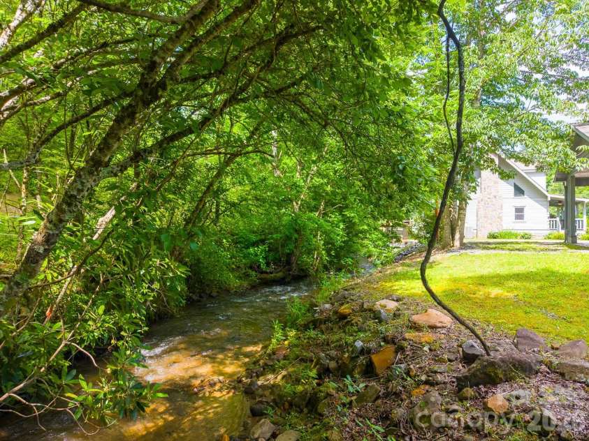 538 East Fork Road, Sylva, NC 28779.  MLS# CAR4395980, YatesRealty ID 34065. 