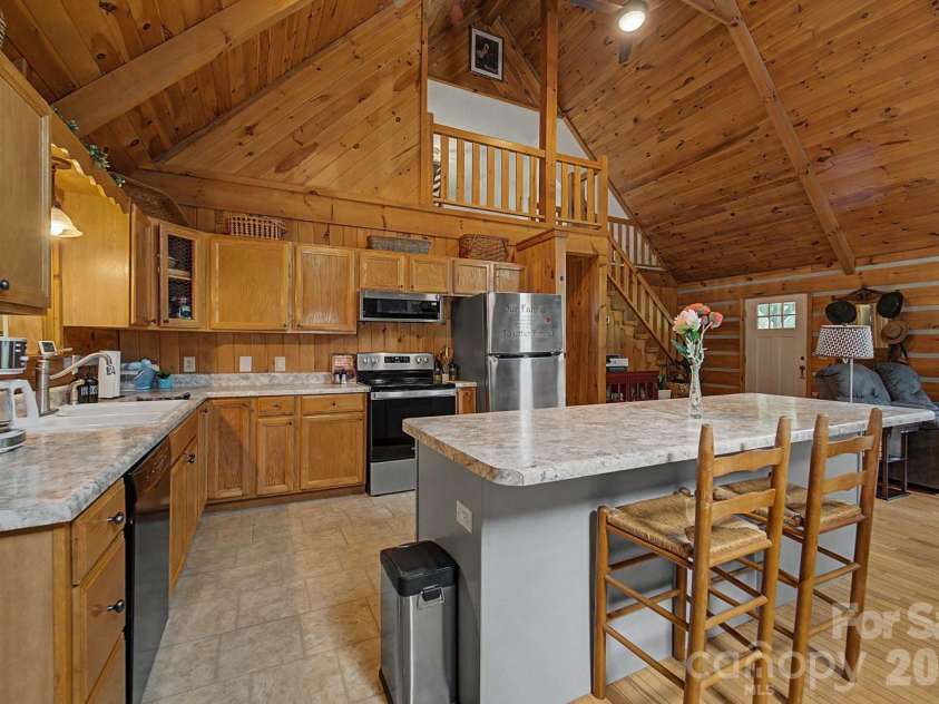 538 East Fork Road, Sylva, NC 28779.  MLS# CAR4395980, YatesRealty ID 34065. 