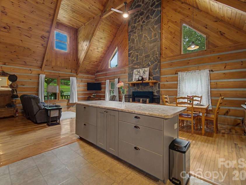 538 East Fork Road, Sylva, NC 28779.  MLS# CAR4395980, YatesRealty ID 34065. 