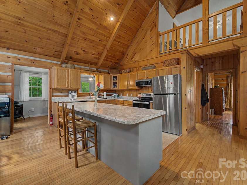 538 East Fork Road, Sylva, NC 28779.  MLS# CAR4395980, YatesRealty ID 34065. 