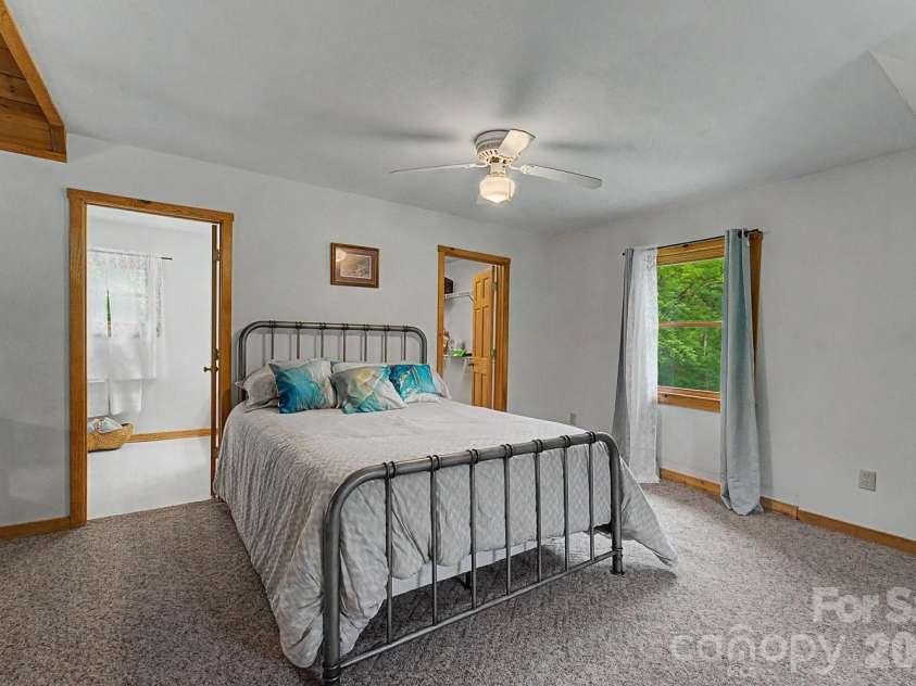 538 East Fork Road, Sylva, NC 28779.  MLS# CAR4395980, YatesRealty ID 34065. 
