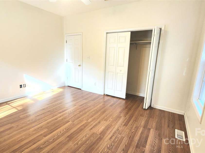 1066 Tremont Avenue, Rock Hill, SC 29730.  MLS# CAR4295156, YatesRealty ID 34066. Second bedroom