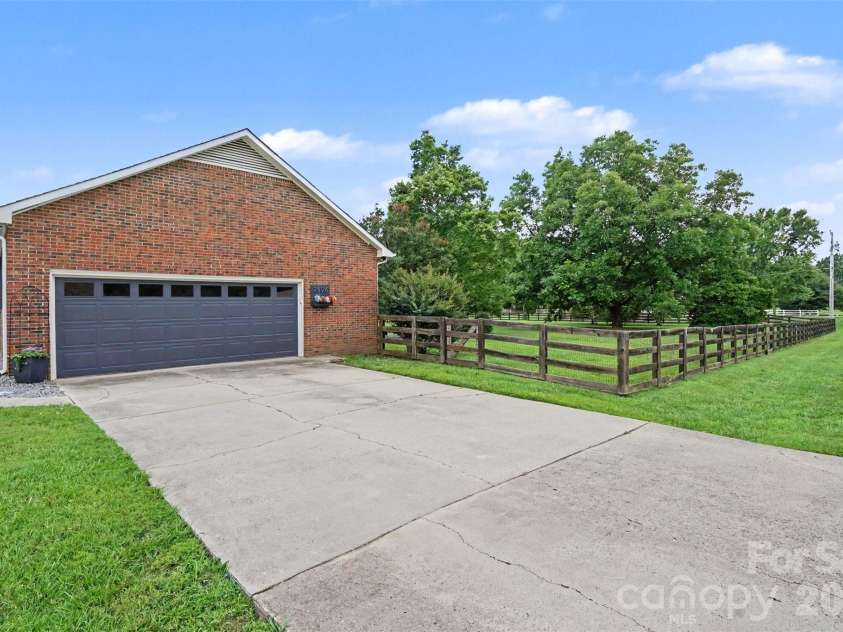 2506 Nancy Lane, Harrisburg, NC 28075.  MLS# CAR4397598, YatesRealty ID 34066. 