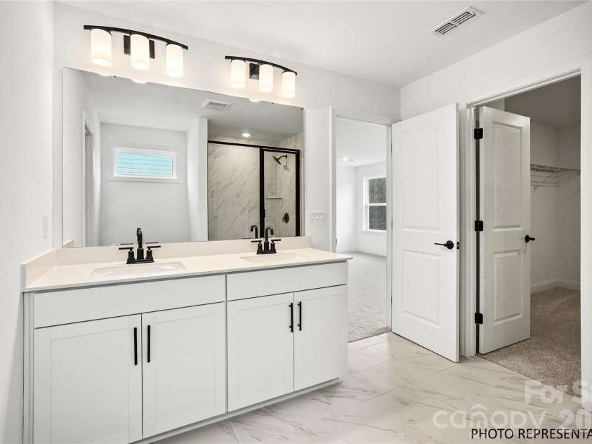 2014 Topaz River Road, Waxhaw, NC 28173.  MLS# CAR4395932, YatesRealty ID 34067. 