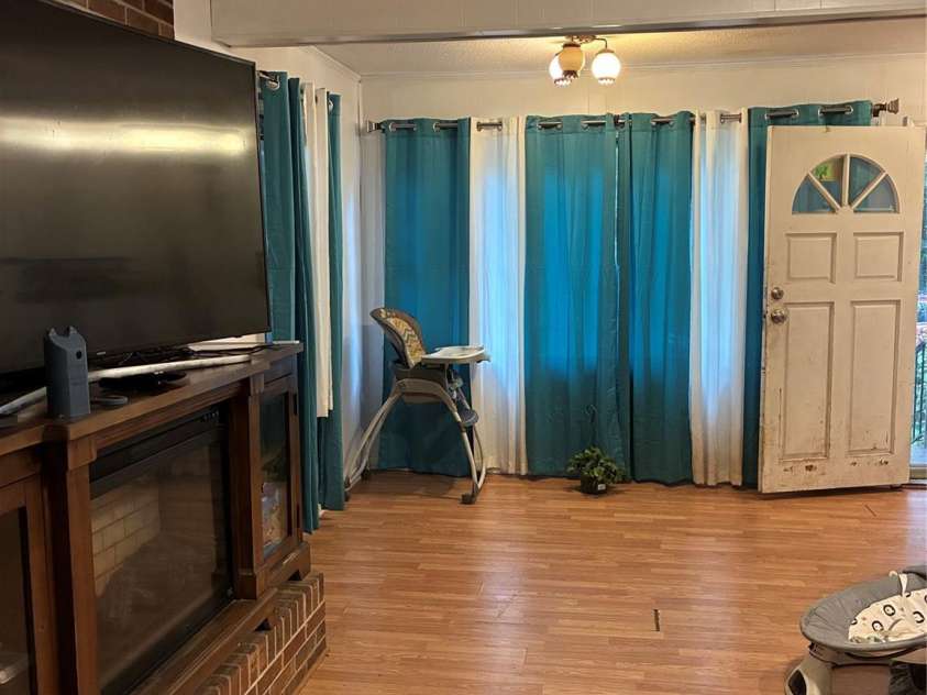 1125 Elva Ira Street, Gastonia, NC 28054.  MLS# CAR4295064, YatesRealty ID 34069. 1125 Elva Ira Kitchen