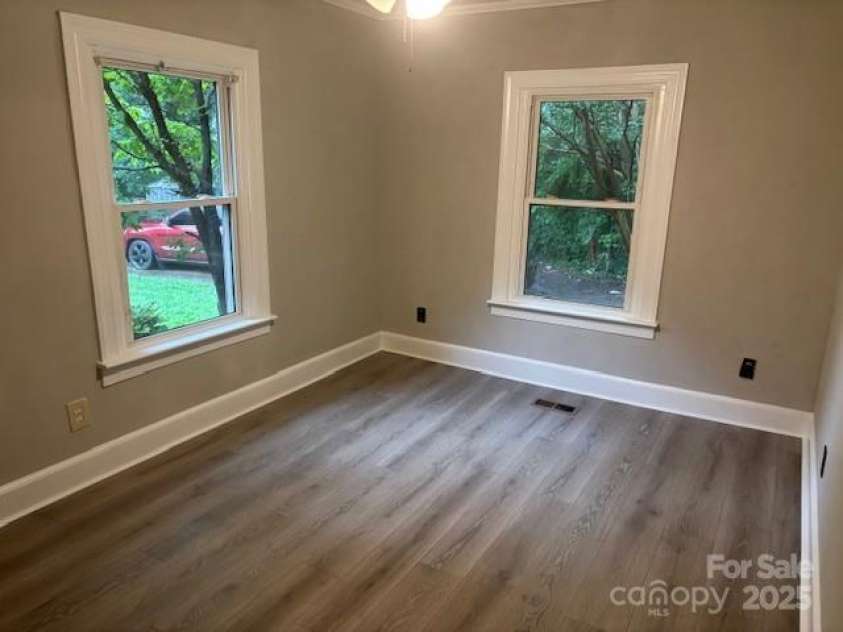 1125 Elva Ira Street, Gastonia, NC 28054.  MLS# CAR4295064, YatesRealty ID 34069. 833 Lewis St - Bedroom 1