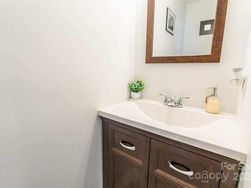 1465 Flintwood Drive, Rock Hill, SC 29732.  MLS# CAR4222233, YatesRealty ID 3407. 