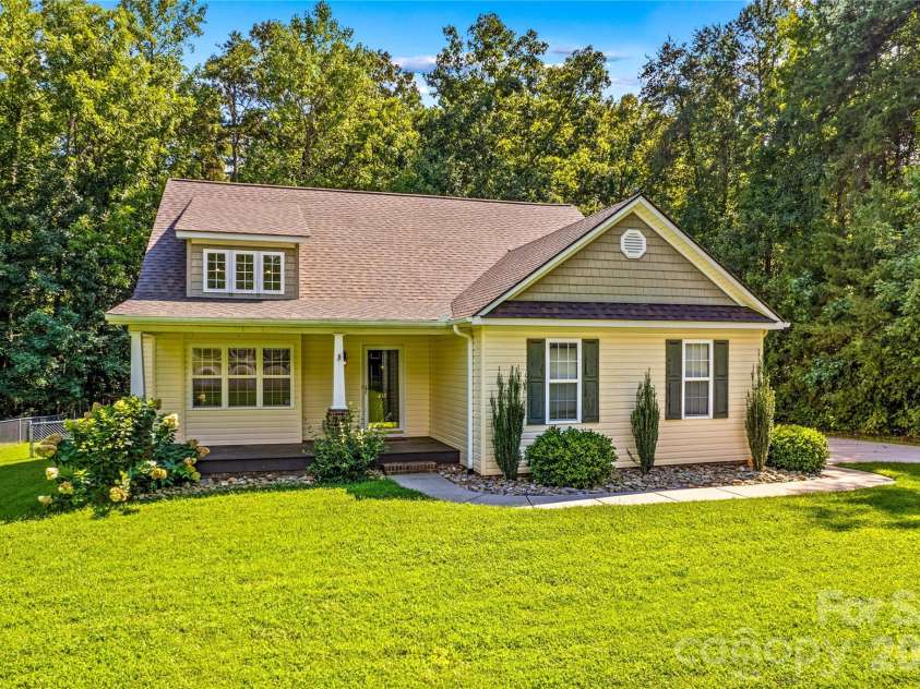 215 Meadow Lake Drive, Salisbury, NC 28146.  MLS# CAR4291335, YatesRealty ID 3407. Curb appeal!
