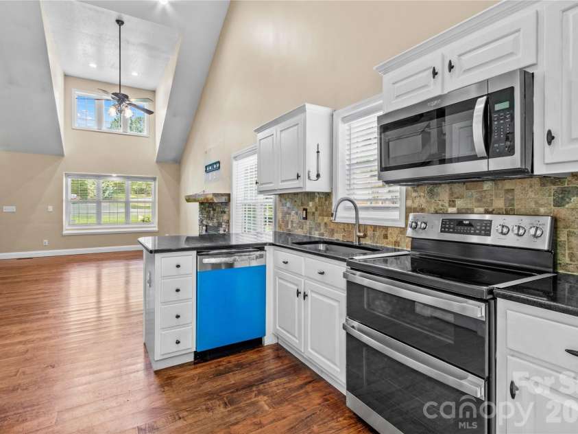 215 Meadow Lake Drive, Salisbury, NC 28146.  MLS# CAR4291335, YatesRealty ID 3407. New dishwasher and double oven