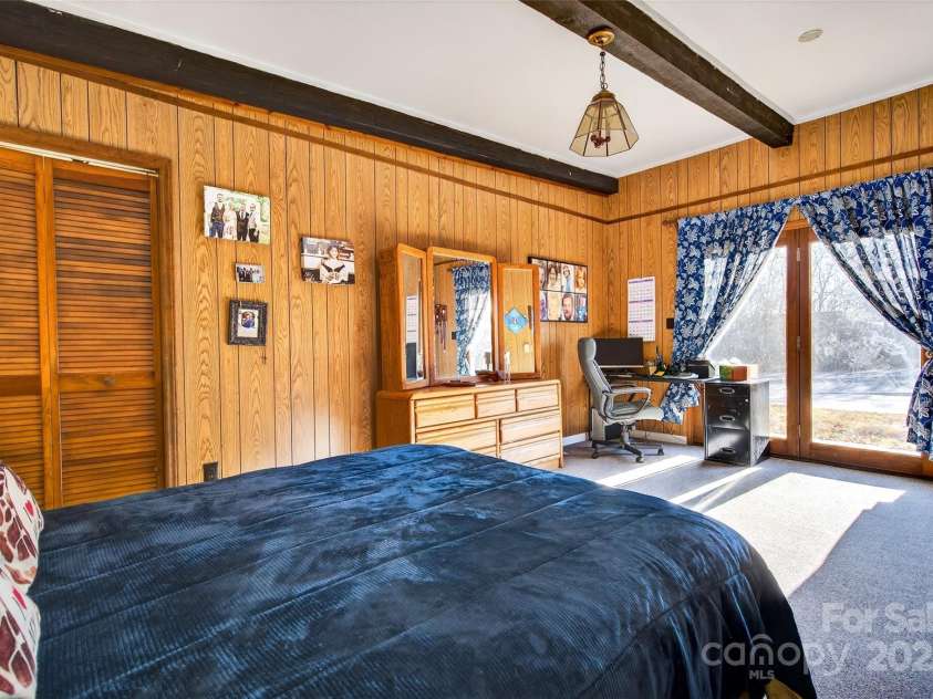 60 Greenwood Drive, Marion, NC 28752.  MLS# CAR4328988, YatesRealty ID 3407. 