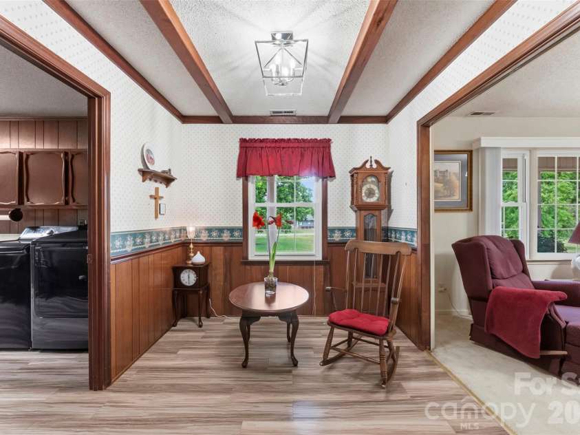 462 Patrick Road, Gastonia, NC 28056.  MLS# CAR4394520, YatesRealty ID 34070. 