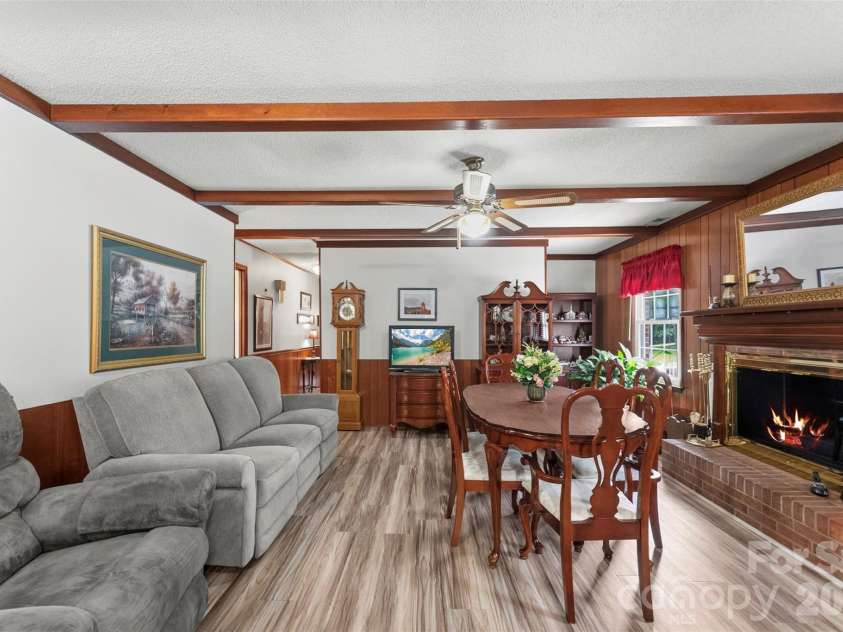 462 Patrick Road, Gastonia, NC 28056.  MLS# CAR4394520, YatesRealty ID 34070. 
