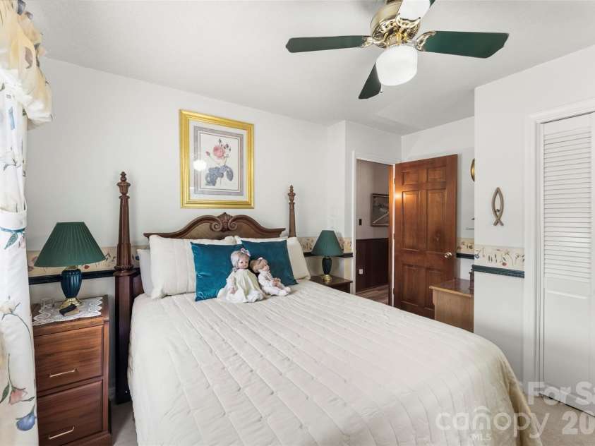 462 Patrick Road, Gastonia, NC 28056.  MLS# CAR4394520, YatesRealty ID 34070. 