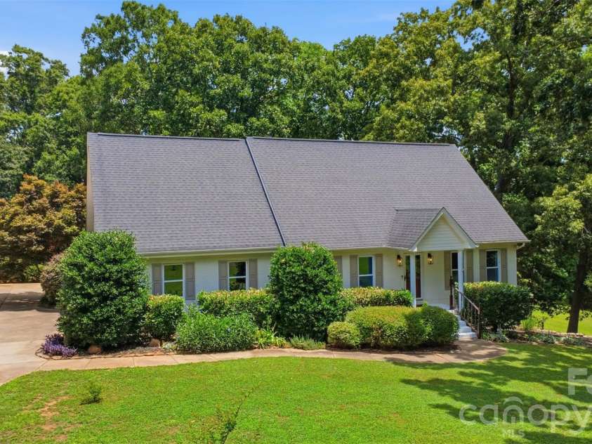 8301 Waxhaw Creek Road, Waxhaw, NC 28173.  MLS# CAR4393275, YatesRealty ID 34071. Front