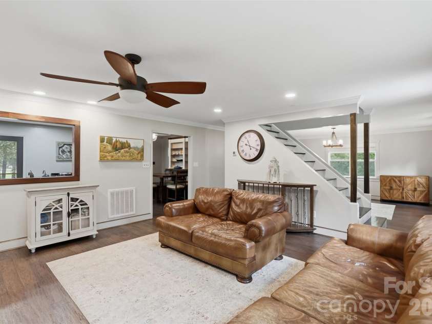 8301 Waxhaw Creek Road, Waxhaw, NC 28173.  MLS# CAR4393275, YatesRealty ID 34071. Living room