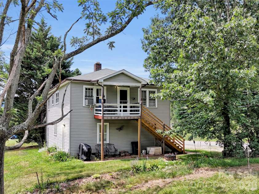 1114 Old Clyde Road, Clyde, NC 28721.  MLS# CAR4405417, YatesRealty ID 34072. 