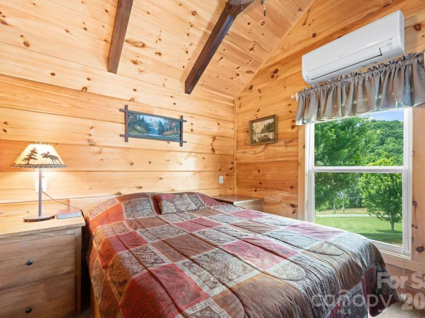 245 Corbett McNeil Road, Boone, NC 28607.  MLS# CAR4397192, YatesRealty ID 34073. 