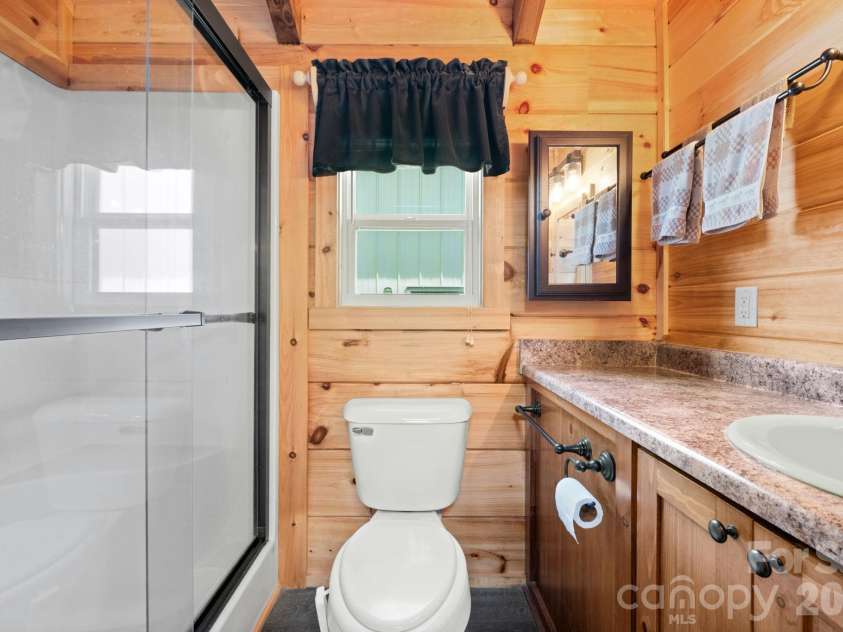 245 Corbett McNeil Road, Boone, NC 28607.  MLS# CAR4397192, YatesRealty ID 34073. 