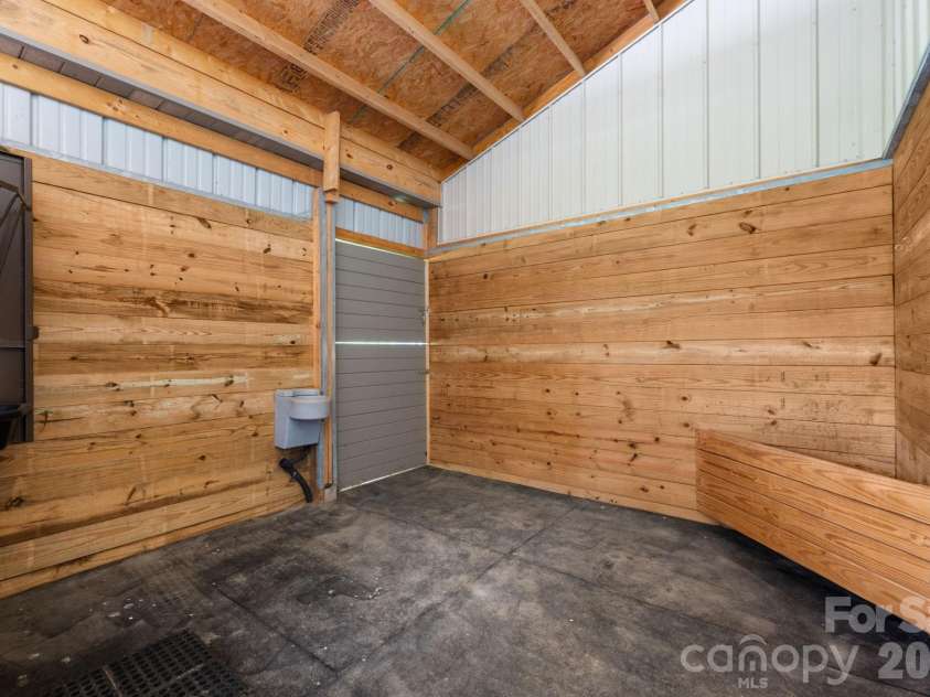 245 Corbett McNeil Road, Boone, NC 28607.  MLS# CAR4397192, YatesRealty ID 34073. 