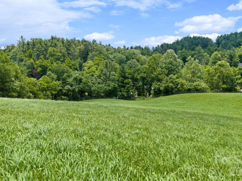 245 Corbett McNeil Road, Boone, NC 28607.  MLS# CAR4397192, YatesRealty ID 34073. 