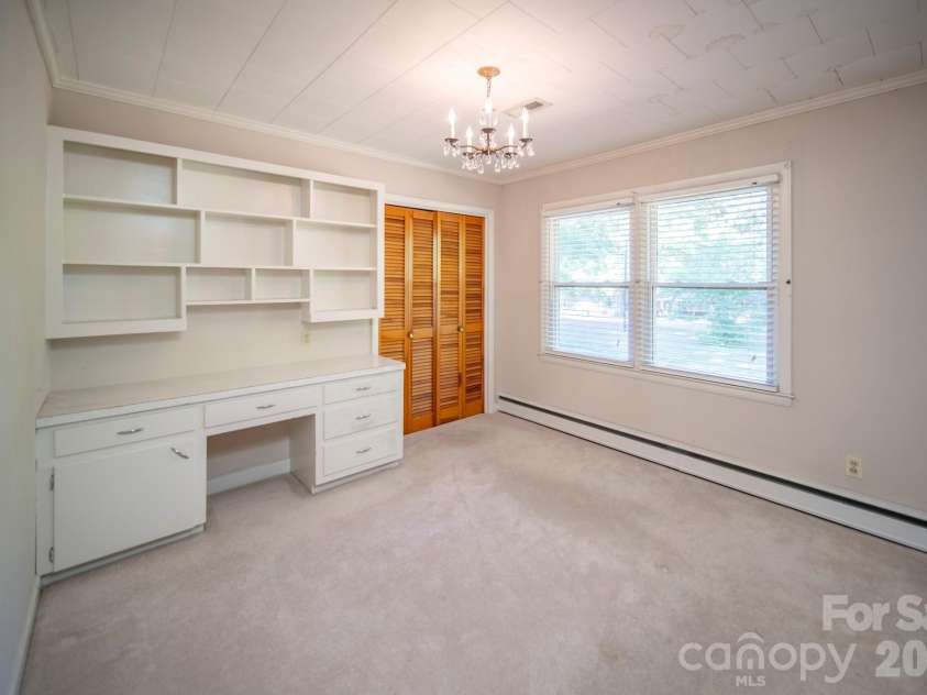 4646 Rainbow Drive, Kannapolis, NC 28081.  MLS# CAR4394032, YatesRealty ID 34076. Bedroom 1