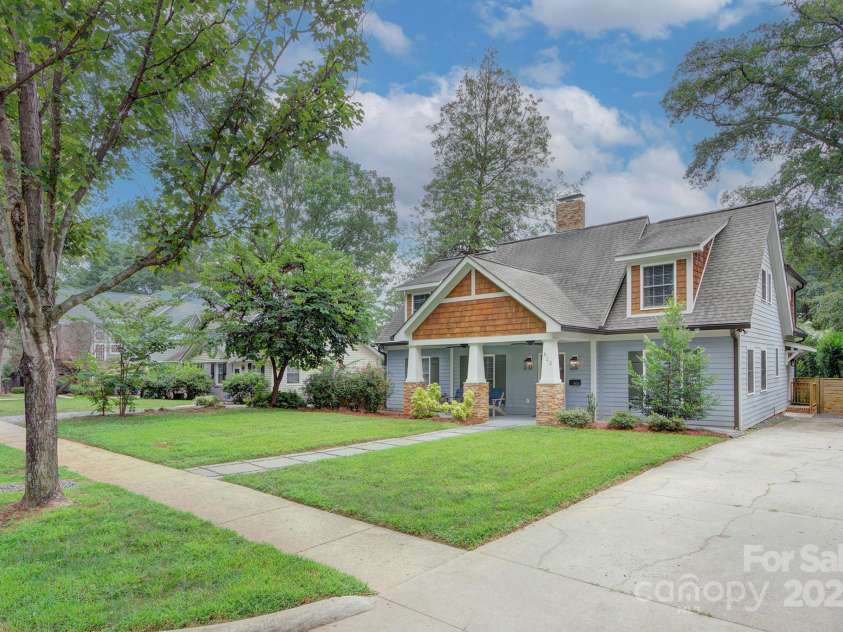 823 Sedgefield Road, Charlotte, NC 28209.  MLS# CAR4293910, YatesRealty ID 34076. 