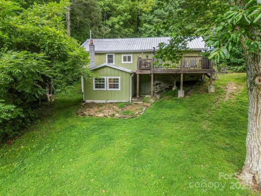 440 Terrys Gap Road, Fletcher, NC 28732.  MLS# CAR4282631, YatesRealty ID 34077. 