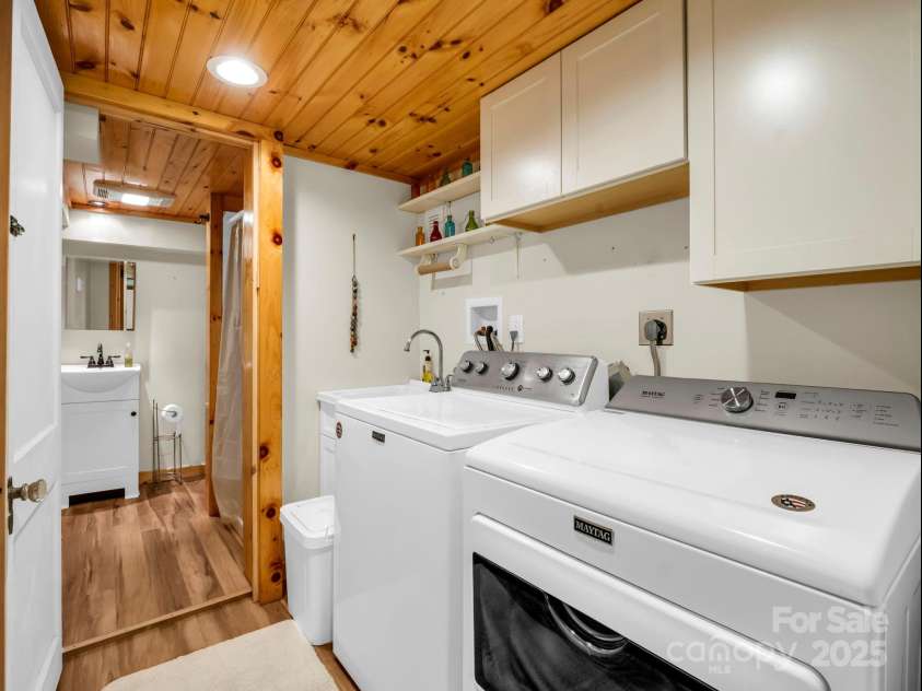 440 Terrys Gap Road, Fletcher, NC 28732.  MLS# CAR4282631, YatesRealty ID 34077. 