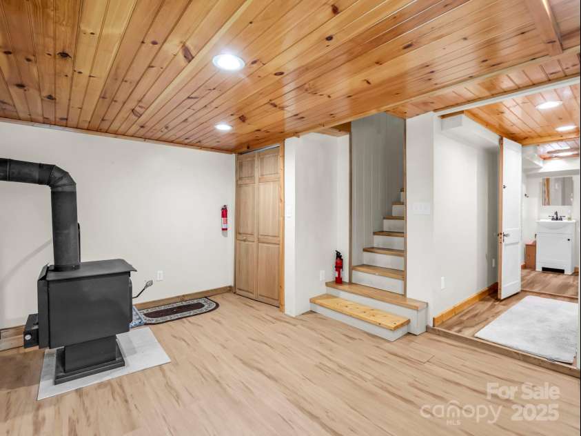 440 Terrys Gap Road, Fletcher, NC 28732.  MLS# CAR4282631, YatesRealty ID 34077. 