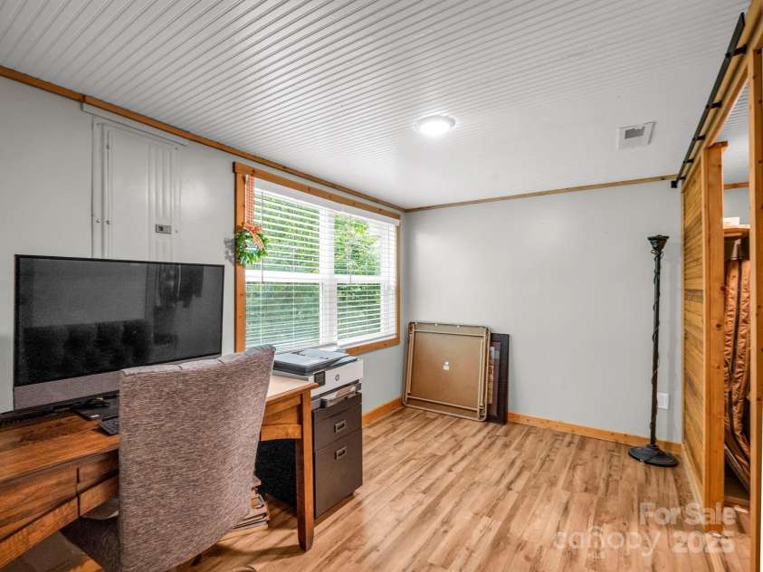 440 Terrys Gap Road, Fletcher, NC 28732.  MLS# CAR4282631, YatesRealty ID 34077. 