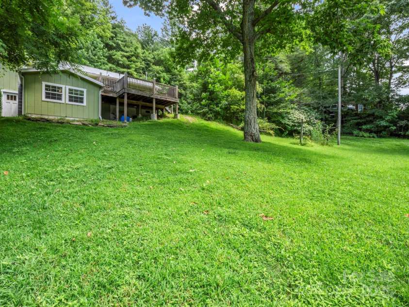 440 Terrys Gap Road, Fletcher, NC 28732.  MLS# CAR4282631, YatesRealty ID 34077. 