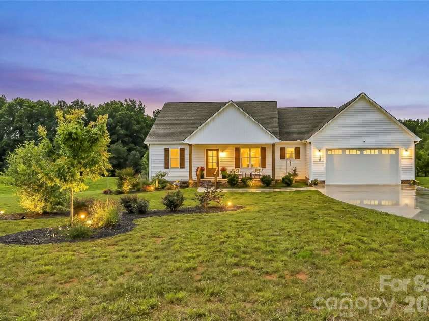 1459 Malden Court, Crouse, NC 28033.  MLS# CAR4396527, YatesRealty ID 34078. 