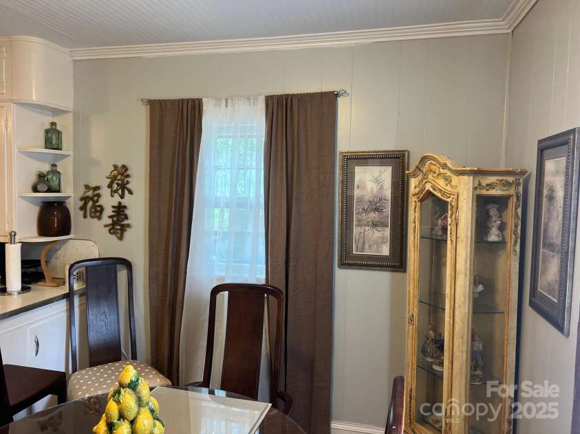 404 Patton Street, Morganton, NC 28655.  MLS# CAR4293800, YatesRealty ID 34078. 