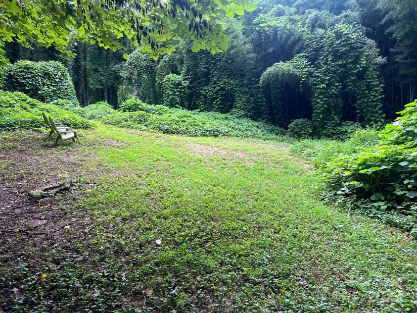 404 Patton Street, Morganton, NC 28655.  MLS# CAR4293800, YatesRealty ID 34078. 