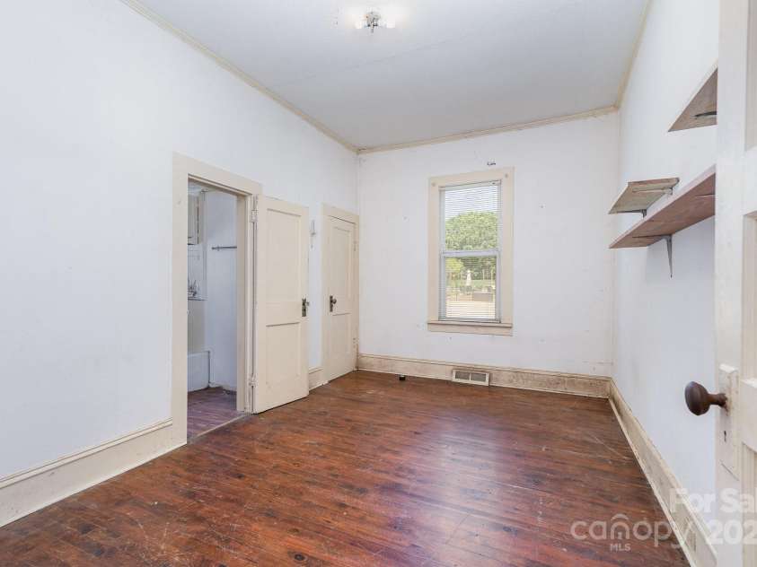 4712 Mooresville Road, Salisbury, NC 28147.  MLS# CAR4278392, YatesRealty ID 3408. 