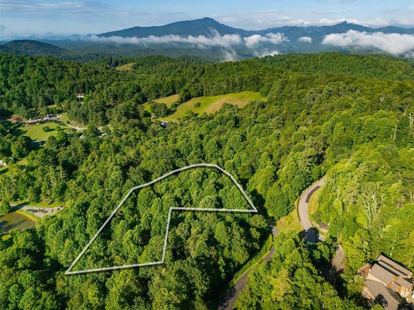TBD Boulder Creek Drive, Boone, NC 28607.  MLS# CAR4294530, YatesRealty ID 34080. 