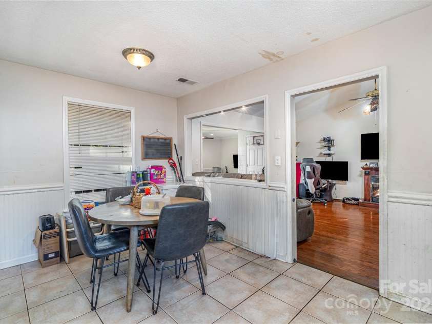 1542 Hunt Club Court, Rock Hill, SC 29732.  MLS# CAR4294831, YatesRealty ID 34081. 