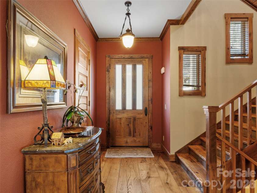 56 Spring House Drive, Burnsville, NC 28714.  MLS# CAR4376620, YatesRealty ID 34081. 