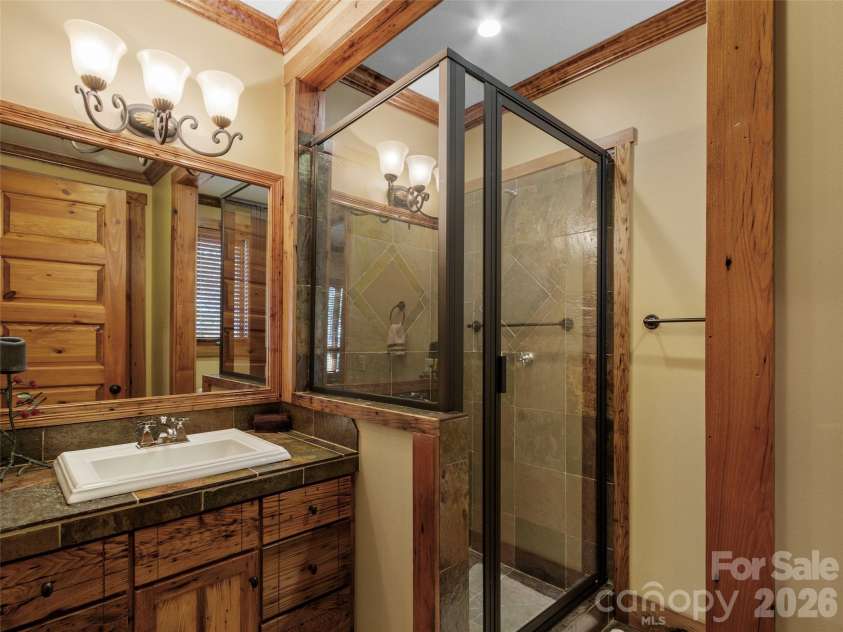56 Spring House Drive, Burnsville, NC 28714.  MLS# CAR4376620, YatesRealty ID 34081. 